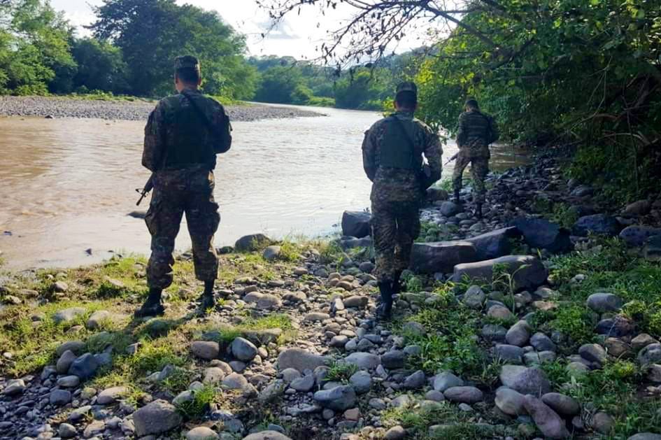 Comando Sumpul mantiene patrullajes en los diferentes puntos ciegos de la frontera salvadoreña comando-sumpul-mantiene-patrullajes-en-los-diferentes-puntos-ciegos-de-la-frontera-salvadorena